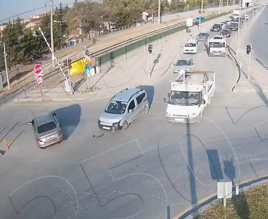 Türkiye’de 11 Ayda 618 Bin Trafik Kazası! 1